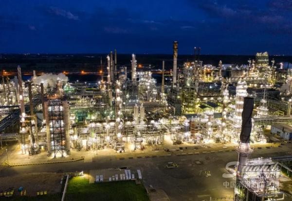 1771054910188755.jpg Dow-reports-USD-1.5-billion-Q4-loss-amid-major-cost-saving-push-729x504(1).jpg