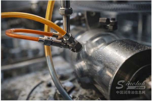 真空工艺里的润滑难点，为什么常常不在泵，而在工艺气体和污染回流？