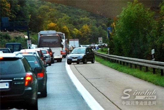汽车速度保持在多少最省油