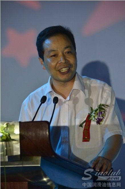 国家信息中心经济预测部研究员邹士年致辞