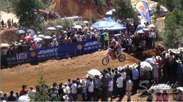 直面严苛环境 壳牌爱德王子助力矿山越野赛