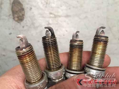 火花塞有机油残留